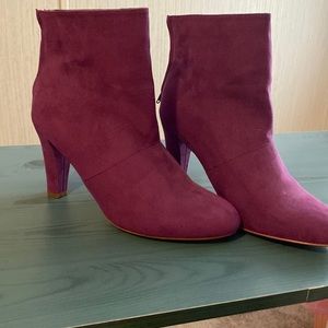 Womens suede boots